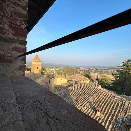 Antica Torre Del Borgo Bed & Breakfast Certaldo Exterior foto
